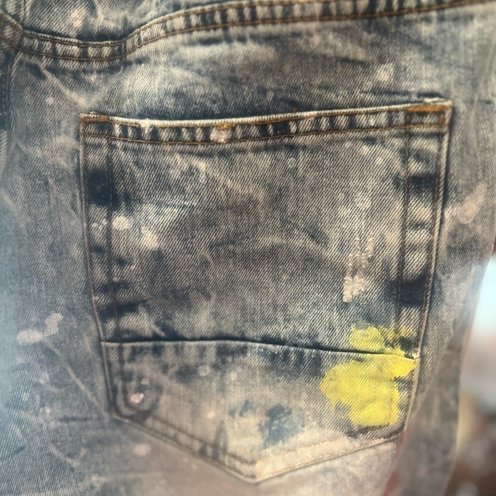 Evolution in Design Jean shorts size 36 in used condition - Picture 5 of 6